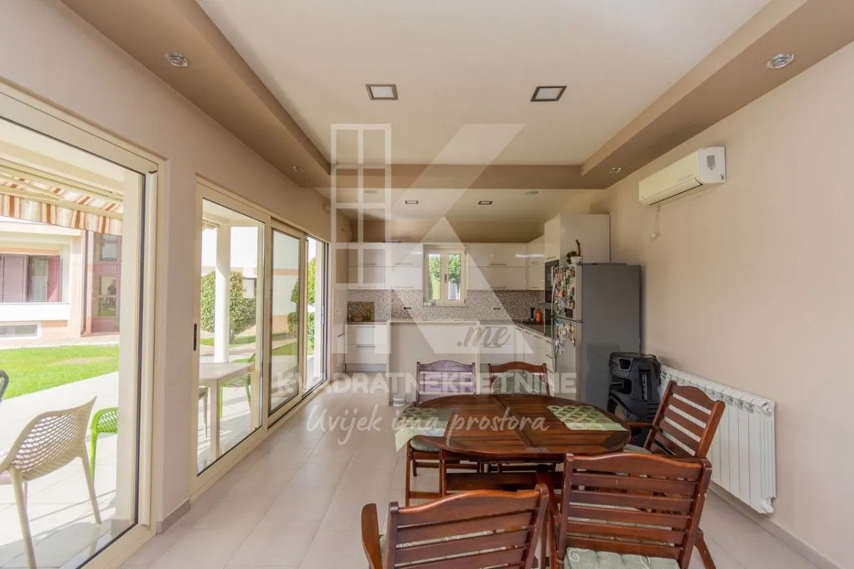 Izdavanje, kuća, 600m², Zeta, Podgorica