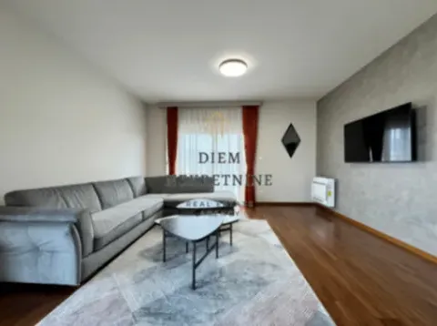 Izdavanje, dvosoban stan, 85m², Master Kvart, Podgorica - image 2