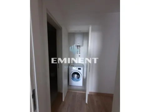 Rent, two bedroom apartment, 55m², Savski Venac, Beograd - image 6