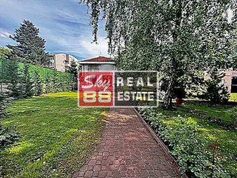 Izdavanje, kuća, 300m², Voždovac Sve Podlokacije, Beograd - image 4
