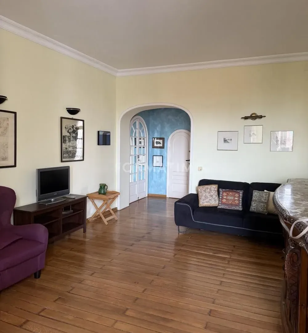 Prodaja, dvosoban stan, 77m², Savski Venac, Beograd