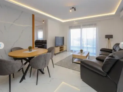 Izdavanje, dvosoban stan, 82m2, Šušanj, Bar Izdavanje, dvosoban stan, 82m2, Šušanj, Bar