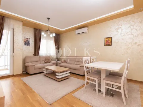 Izdavanje, dvosoban stan, 64m², City Kej, Podgorica - image 2