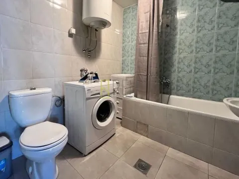 Rent, two bedroom apartment, 78m², Stari Aerodrom, Podgorica - image 7