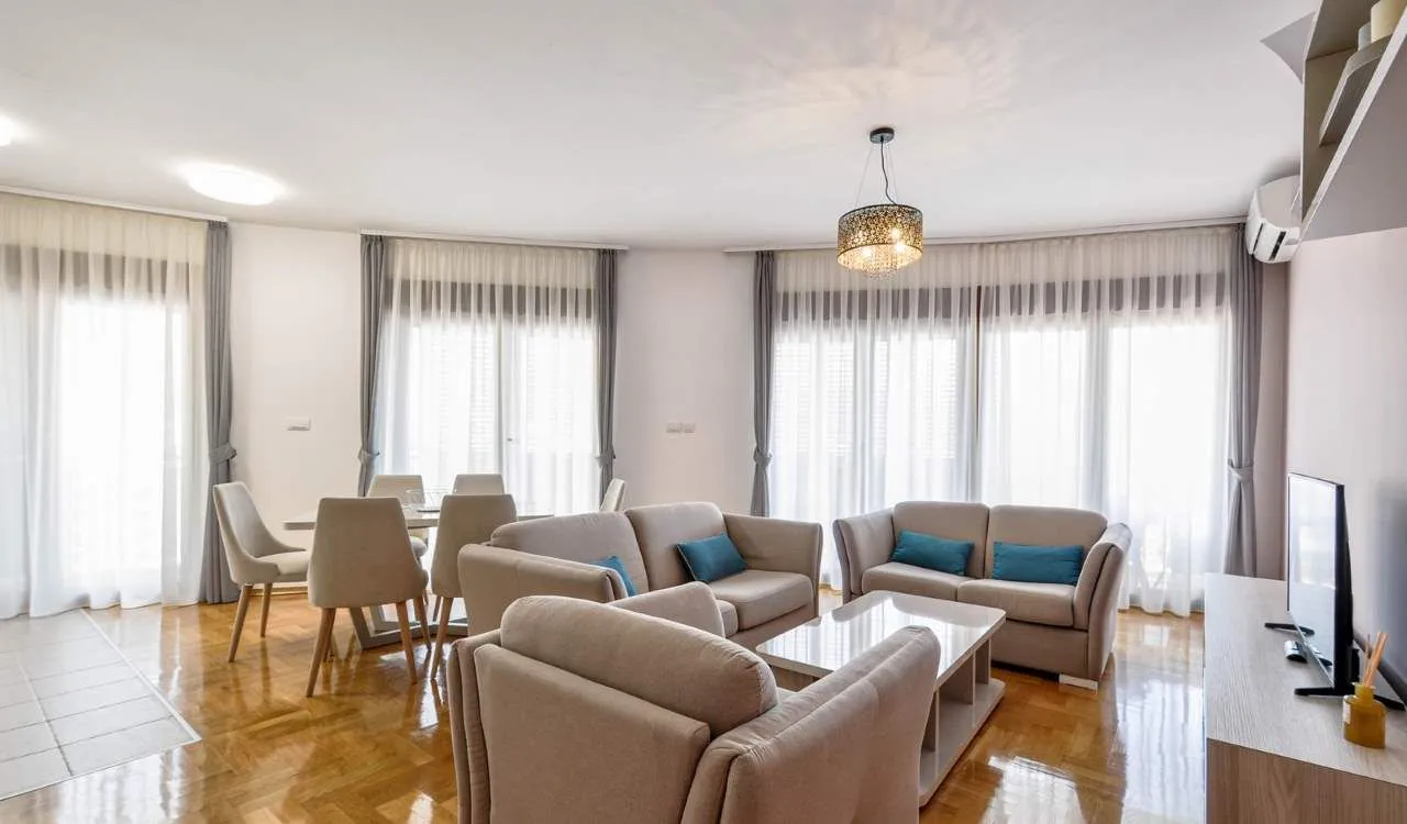 Prodaja, dvosoban stan, 88m², Bečići, Budva