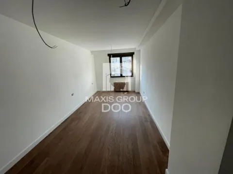 Prodaja, četvorosoban stan, 122m², Vračar Centar, Vračar Sve Podlokacije - image 7