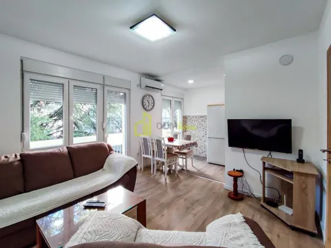 Izdavanje, dvosoban stan, 74m², Pobrežje, Podgorica - image 7