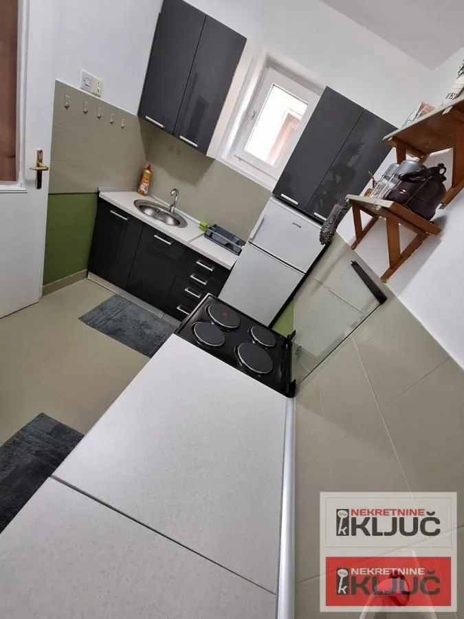 Izdavanje, dvosoban stan, 58m², Kej, Novi Sad Sve Podlokacije