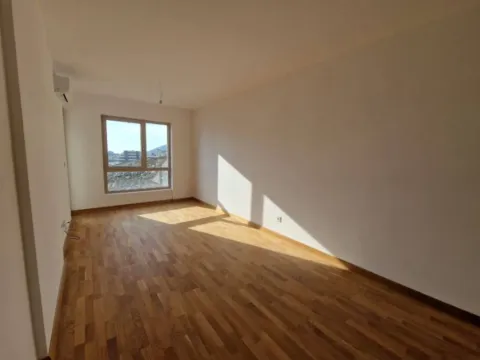 Sale, one bedroom apartment, 48m², Bečići, Budva - image 9