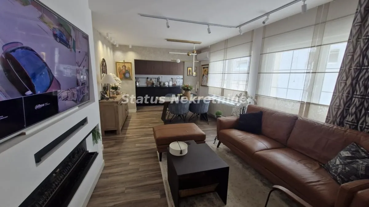 Prodaja, kuća, 285m², Sremski Karlovci, Novi Sad