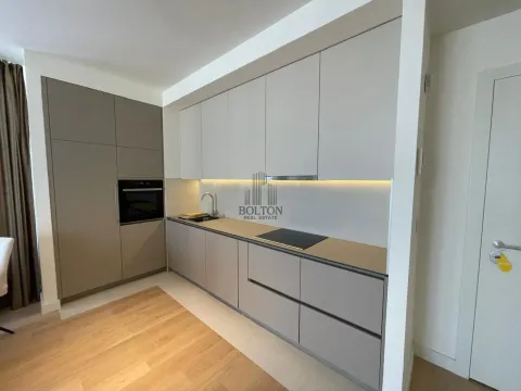 Izdavanje, trosoban stan, 89m², Savski Venac, Beograd - image 7