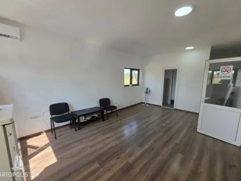 Rent, office space, 536m², Čukarica, Beograd - image 9