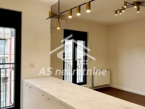 Izdavanje, trosoban stan, 113m², Čubura, Beograd - image 8