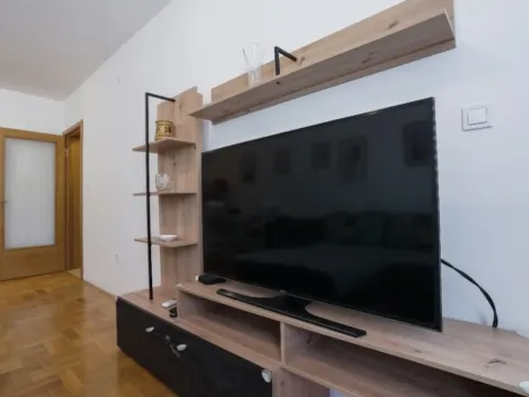 Izdavanje, jednosoban stan, 50m², Seljanovo, Tivat - image 5