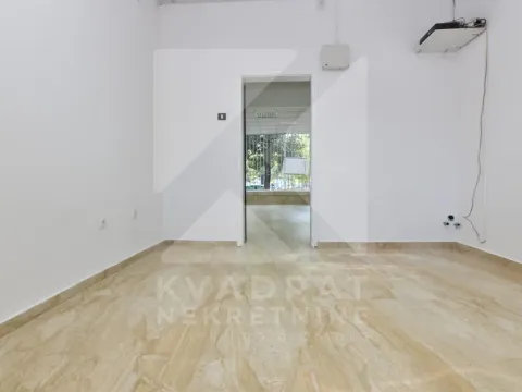 Rent, office space, 48m², Gintaš, Podgorica - image 4
