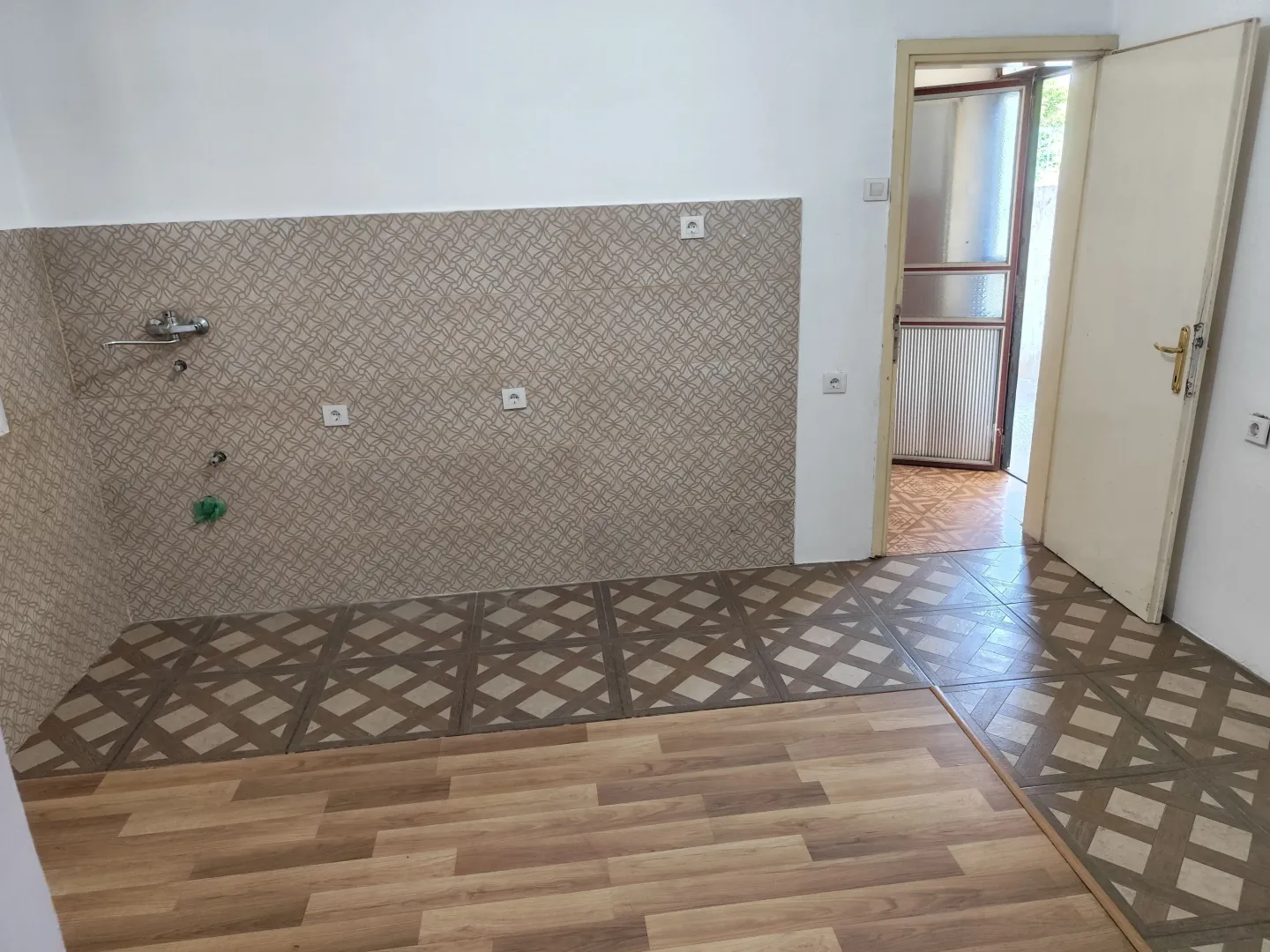 Prodaja, kuća, 54m², Konik, Podgorica