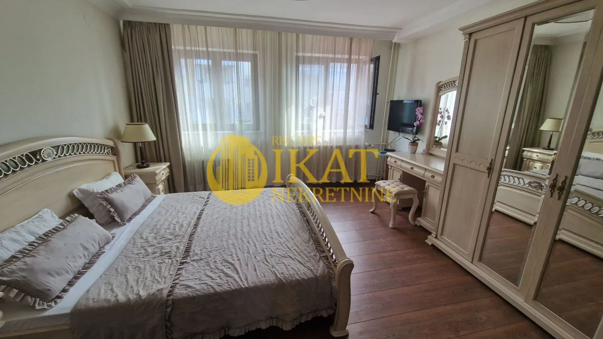 Sale, house, 445m², Čukarica, Beograd