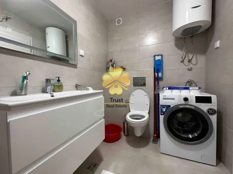 Izdavanje, dvosoban stan, 80m², Ljubović, Podgorica - image 9