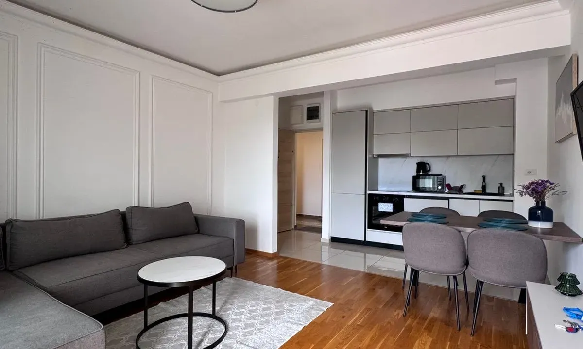 Rent, one bedroom apartment, 50m², Bečići, Budva