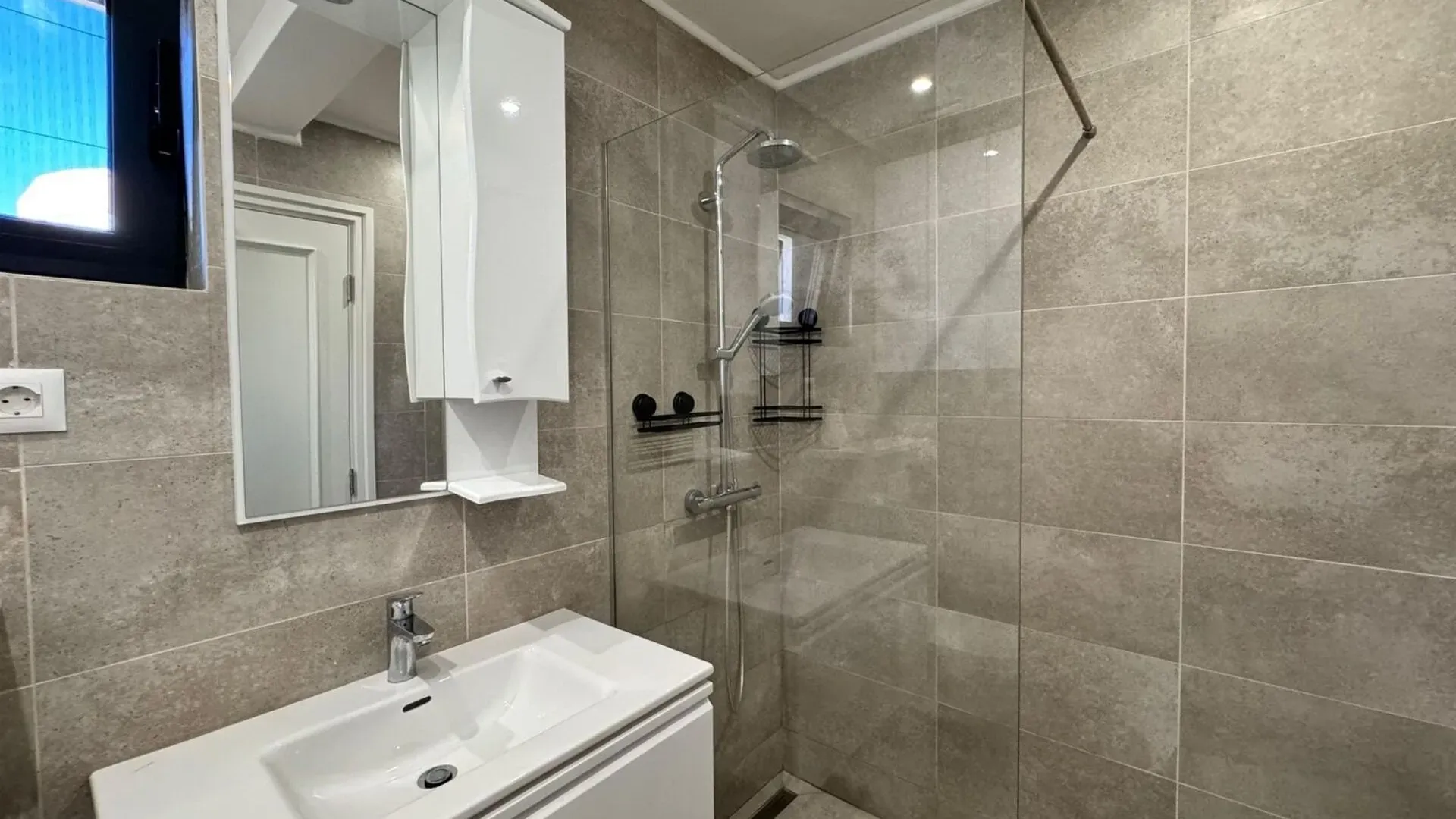 Prodaja, trosoban stan, 76m², Kava, Tivat