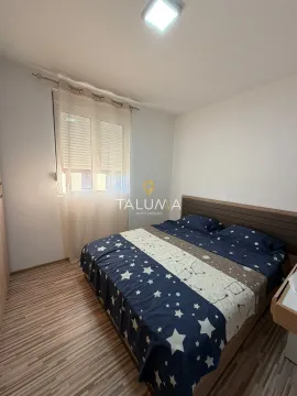 Bedroom with a double bed and a window. - image 10