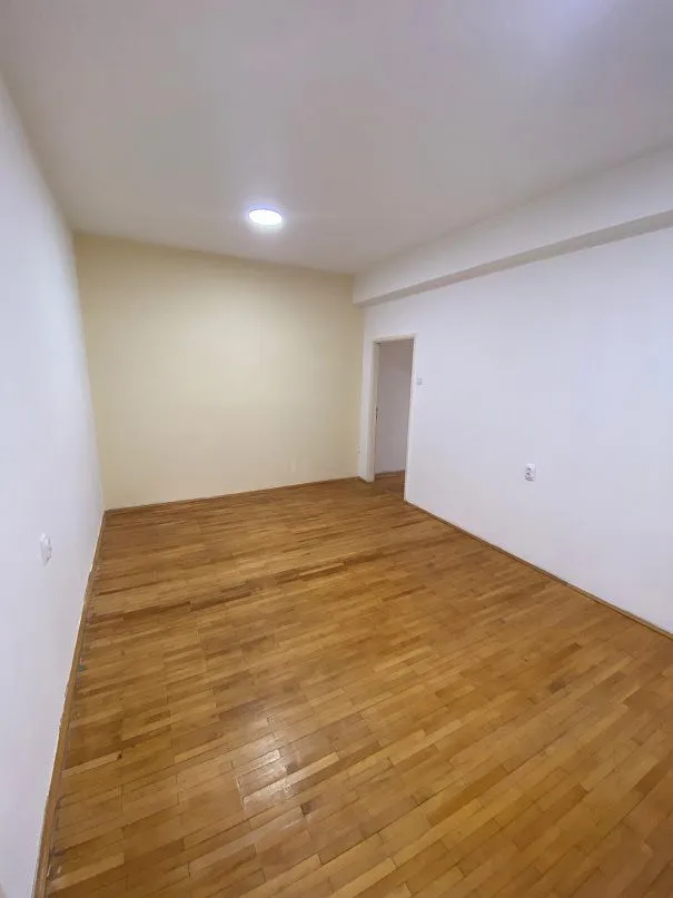 Rent, office space, 60m², Banovo Brdo, Beograd