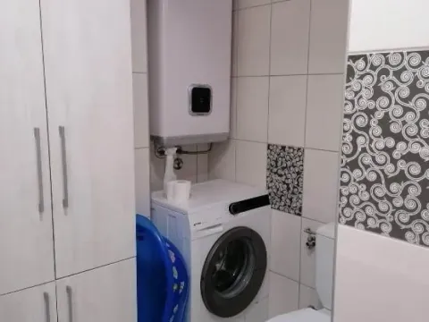 Prodaja, dvosoban stan, 60m², Novi Beograd Blok 33, Novi Beograd Sve Podlokacije - image 9