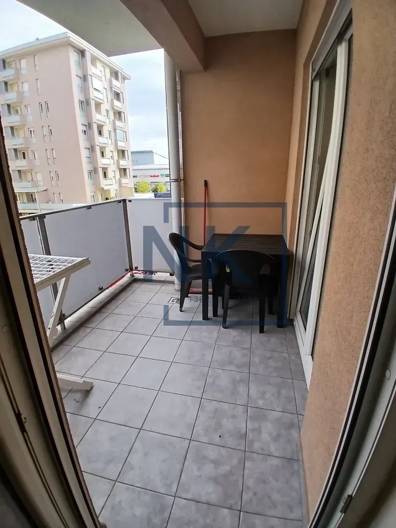 Izdavanje, jednosoban stan, 46m², City Kvart, Podgorica