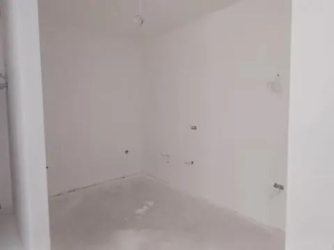 Prodaja, jednosoban stan, 51m², Ulcinj, Crna Gora - image 3