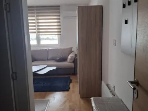 Izdavanje, garsonjera, 23m², Telep, Novi Sad Sve Podlokacije - image 2
