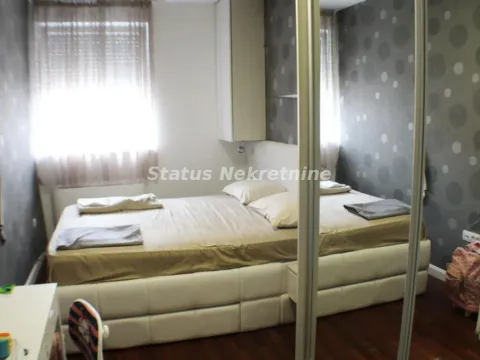 Izdavanje, trosoban stan, 57m², Centar, Novi Sad - image 7