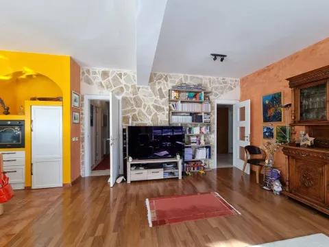 Sale, three bedroom apartment, 116m², Mažina, Tivat - image 19