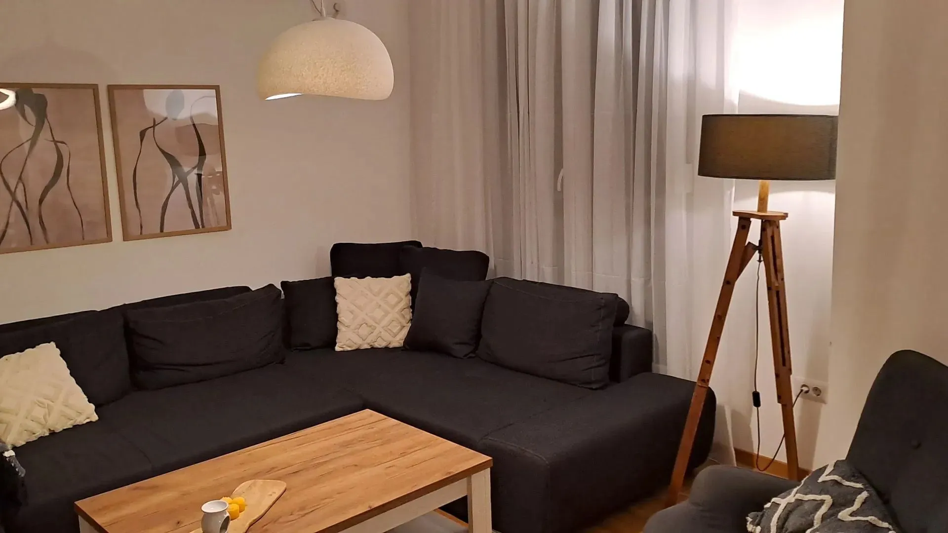 Izdavanje, jednosoban stan, 51m², City Kvart, Podgorica