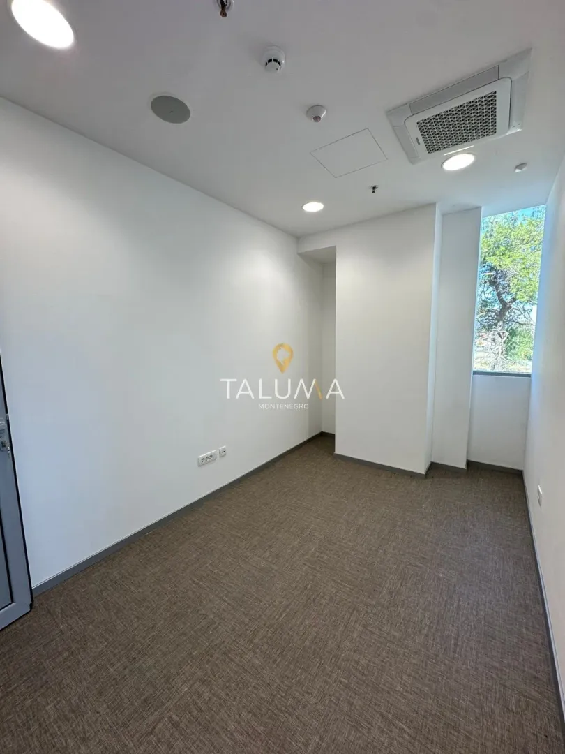 Rent, office space, 130m², Donja Gorica, Podgorica