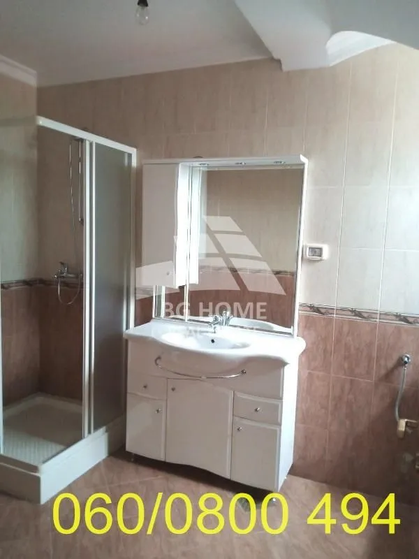 Rent, office space, 936m², Borča 1, Borča Sve Podlokacije