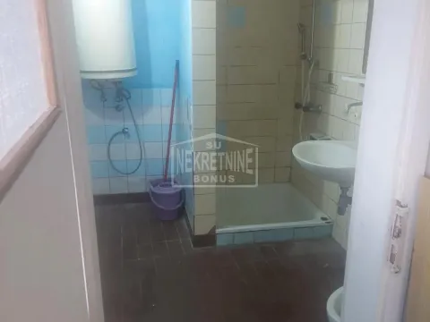 Prodaja, kuća, 71m², Novo Selo, Subotica - image 7