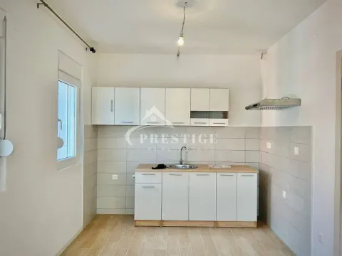 Izdavanje, dvosoban stan, 70m², Stari Aerodrom, Podgorica - image 6