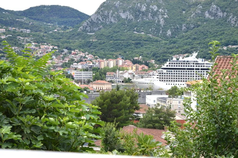 Sale, two bedroom apartment, 68m², Centar, Kotor
