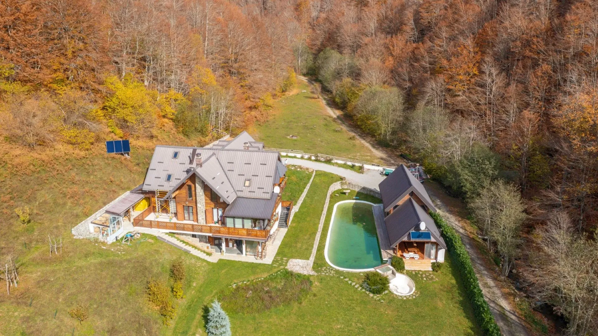 Prodaja, kuća, 550m², Podgorica, Crna Gora