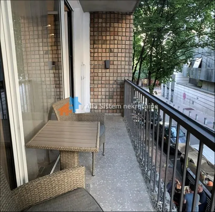 Rent, three bedroom apartment, 91m², Stari Grad, Beograd