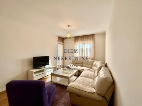 Izdavanje, jednosoban stan, 48m², Centar, Bar - image 6