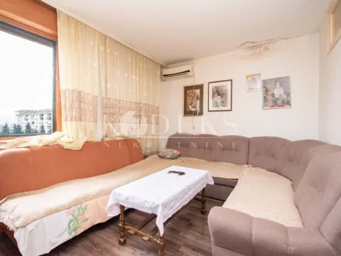 Izdavanje, jednosoban stan, 40m², Stari Aerodrom, Podgorica - image 2