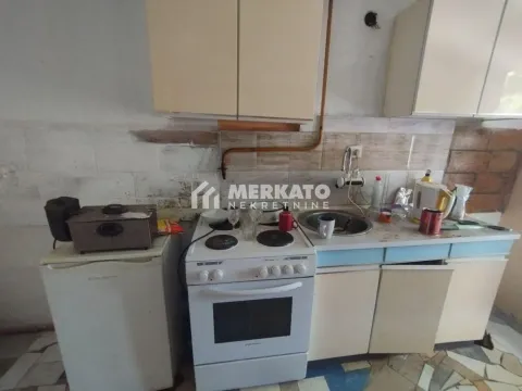 Prodaja, kuća, 164m², Mužlja, Zrenjanin - image 15