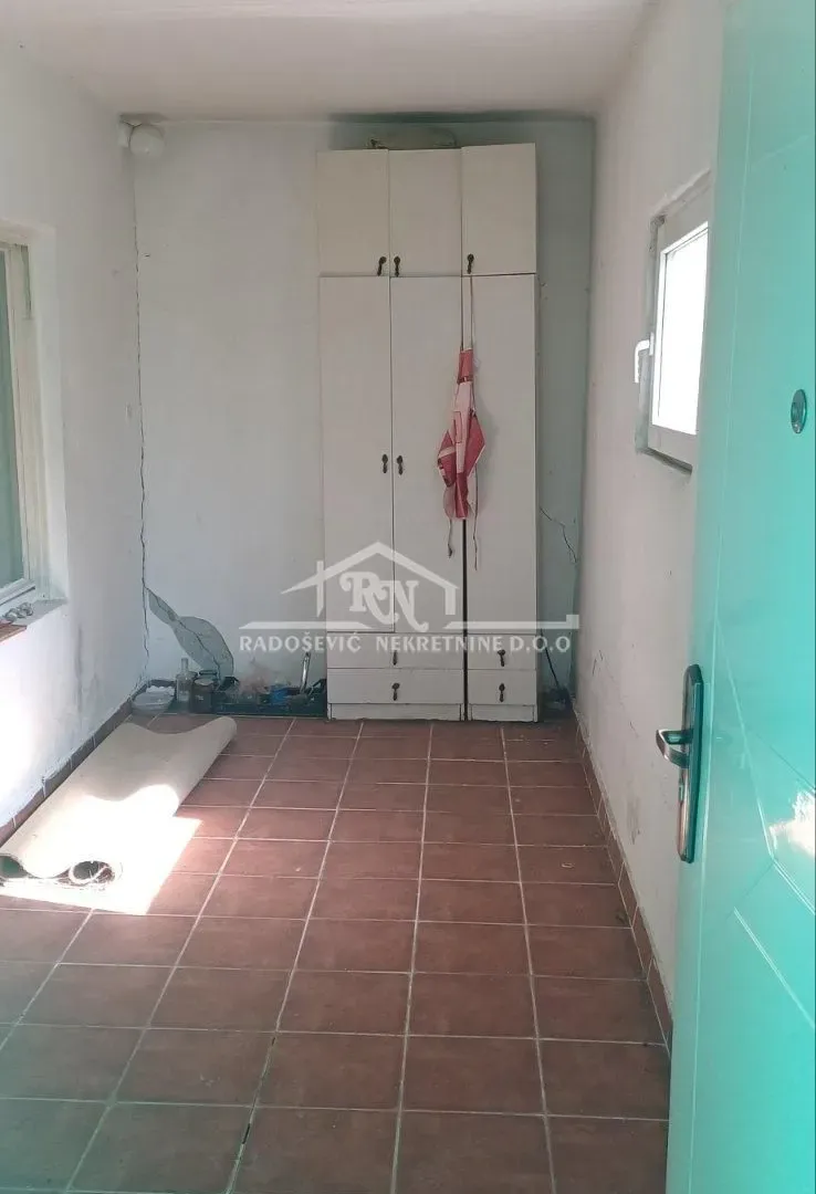 Sale, house, 65m², Resnik, Beograd