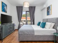 Izdavanje, garsonjera, 35m², Bečići, Budva - image 1