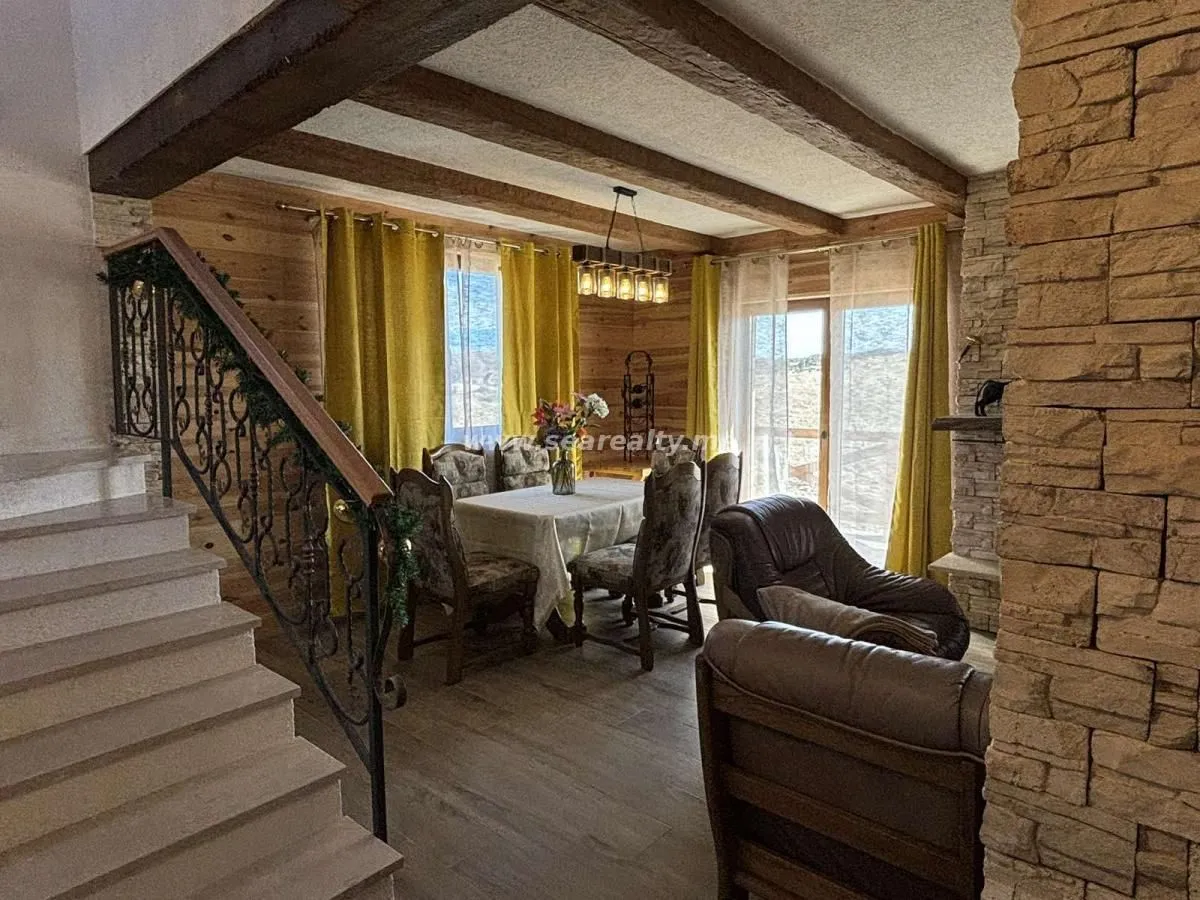 Sale, house, 320m², Žabljak, Crna Gora