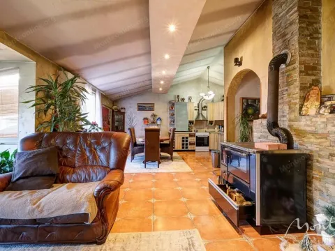 Sale, house, 219m², Dobrota, Kotor - image 9