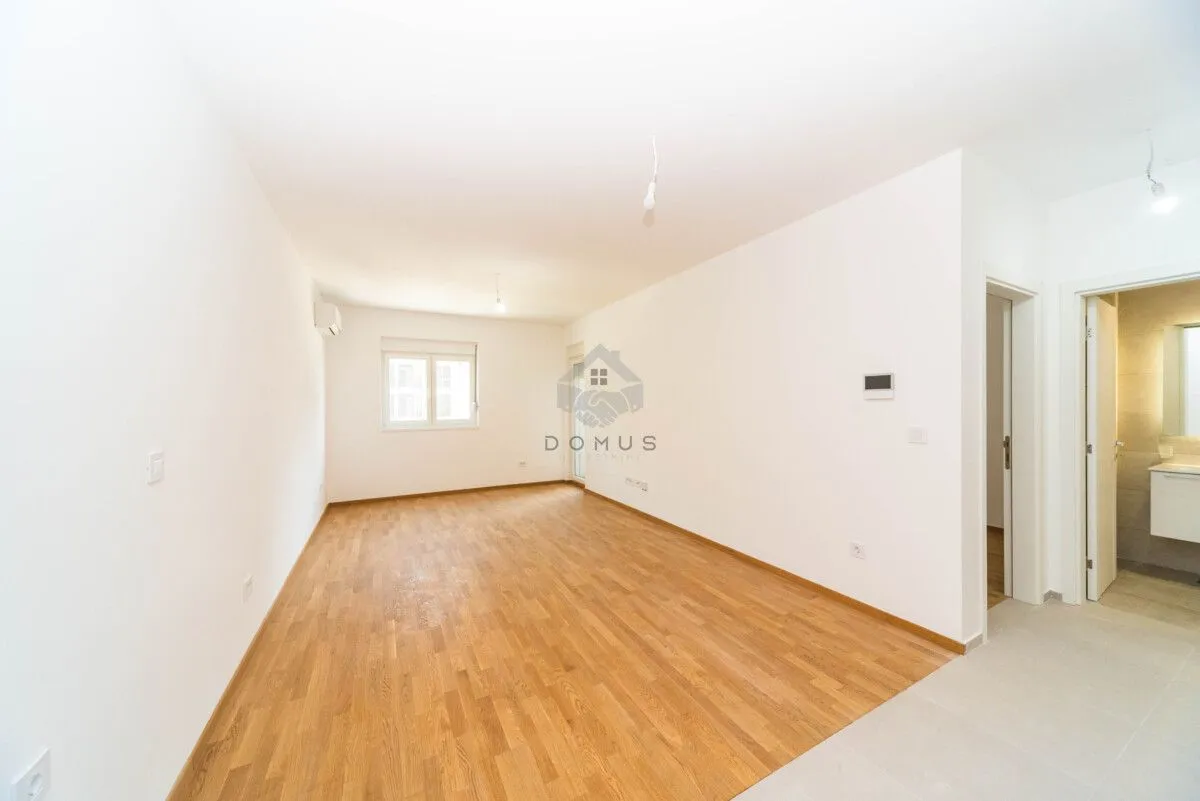 Prodaja, jednosoban stan, 48m², Stari Aerodrom, Podgorica