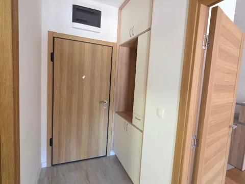 Rent, one bedroom apartment, 47m², New City, Podgorica - image 11