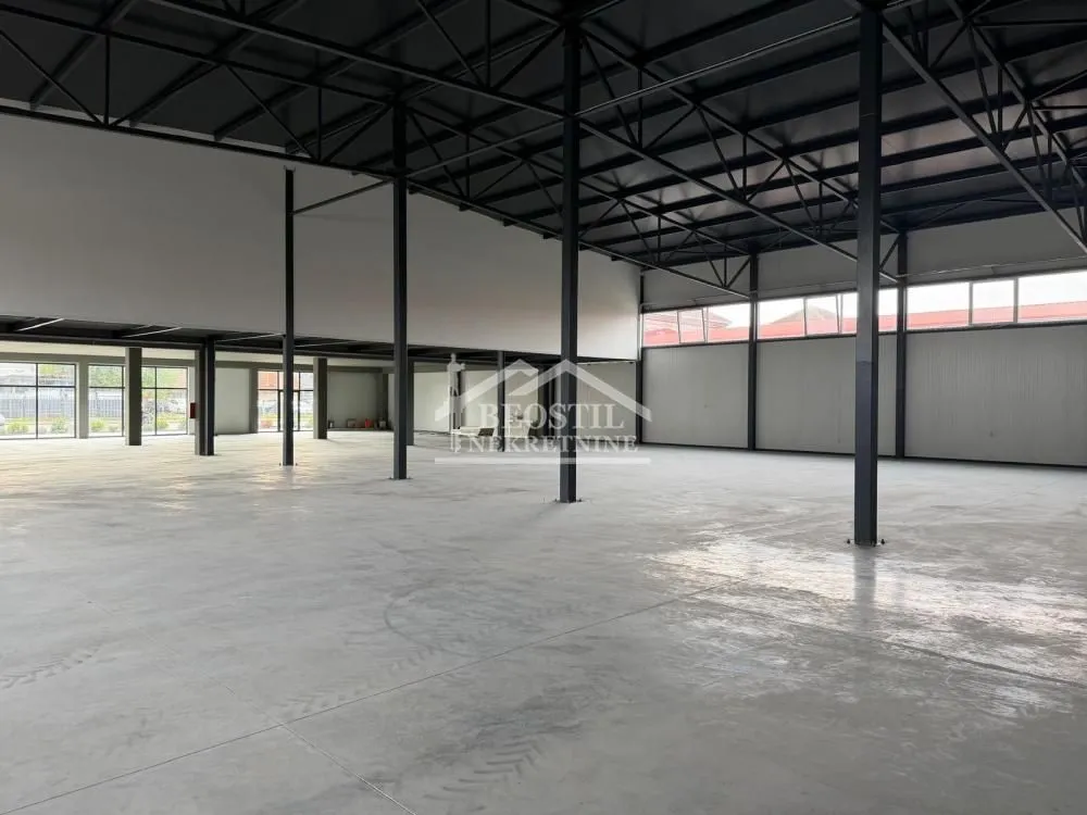 Rent, office space, 2100m², Centar, Smederevo